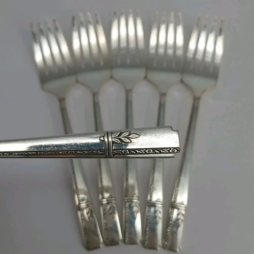 6X SF Oneida Prestige GRENOBLE Silverplate Salad Forks